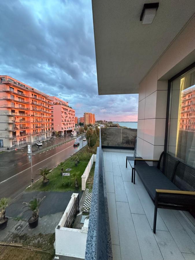 Studio303 By Allegio: Mamaia'S Seaside Luxury Near Finest Clubs & Beaches Exterior photo
